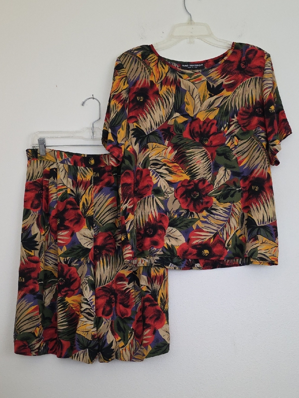 Vintage Sag Harbor Hawaiian Floral 2 Piece Shorts & Short Sleeve Top Set M
